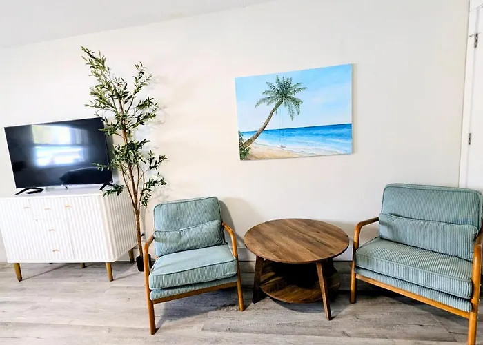 Apartment Sunview 3 2mins To Beachpool!