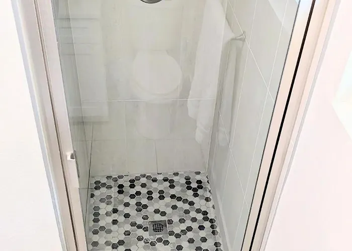 Sunview 3 2mins To Beachpool! Apartment